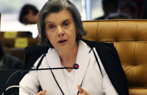 min-carmem-lucia-518x336